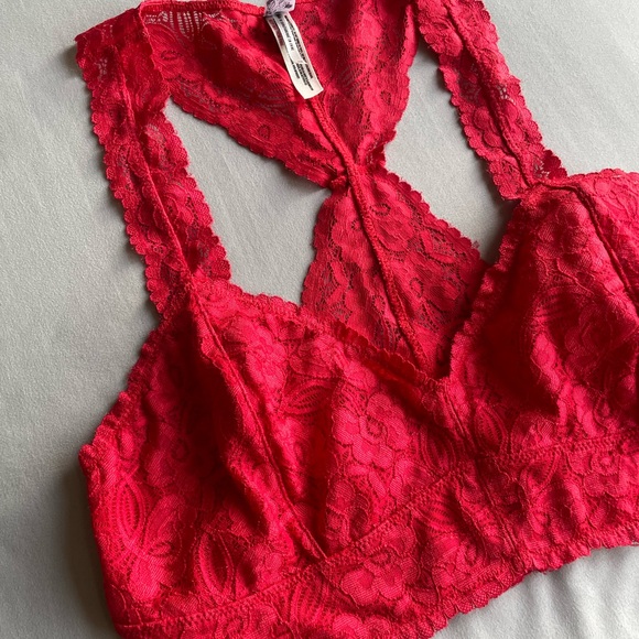 🆕NWOT Free People Galloon Lace Racerback Bralette, Red - Picture 3 of 6